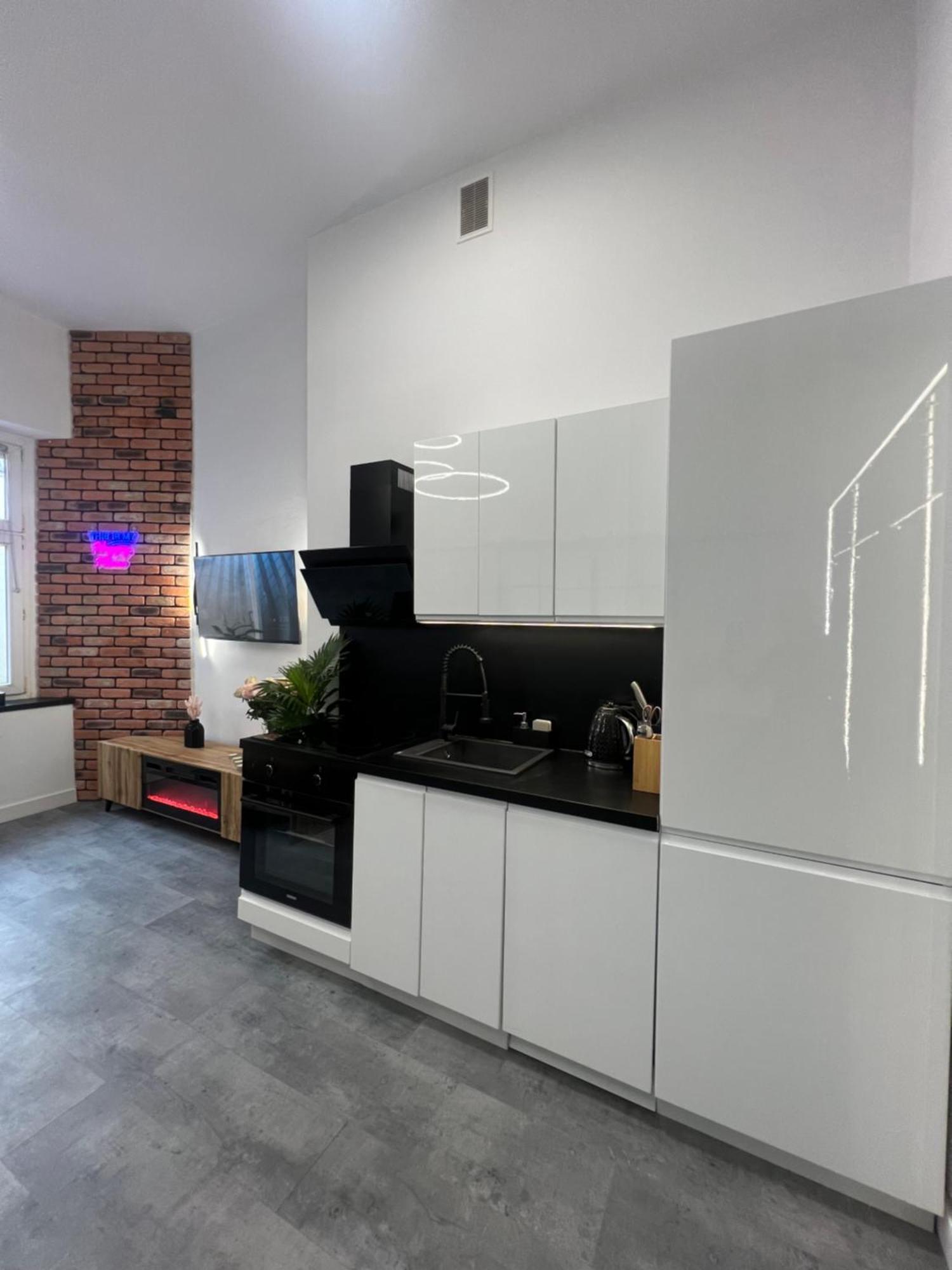 Loft W Centrum Z Jacuzzi Breslau Exterior foto